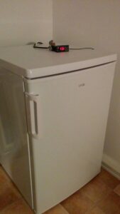 Fridge controlled by STC-1000